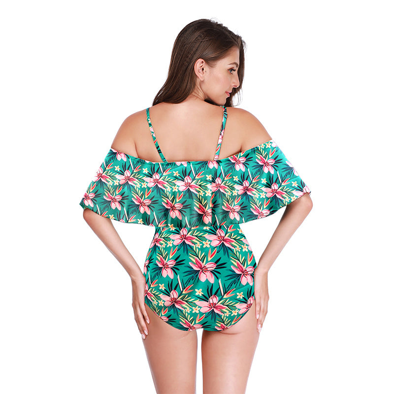 One-piece swimsuit beach bikini